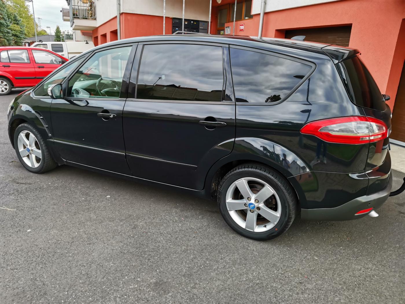 Ford S-MAX