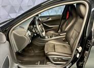 Mercedes-Benz GLA 11