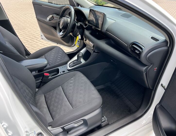 Toyota Yaris 15