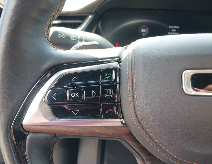 Jeep Grand Cherokee 23