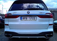 BMW X7 6