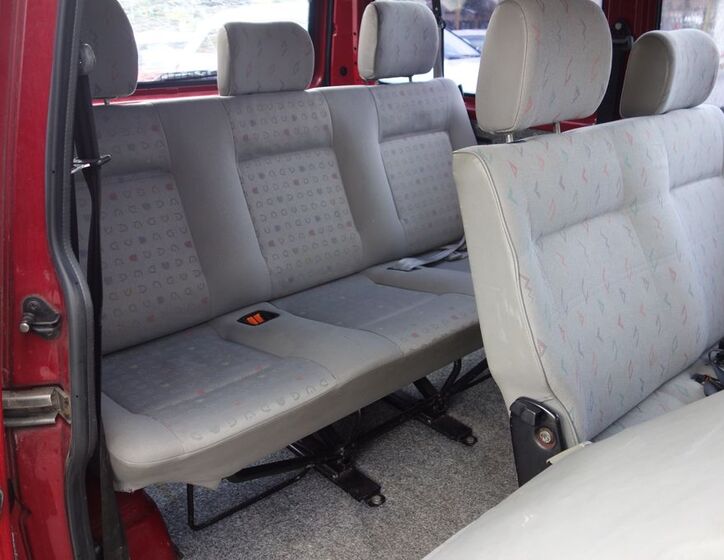 Volkswagen Transporter 18