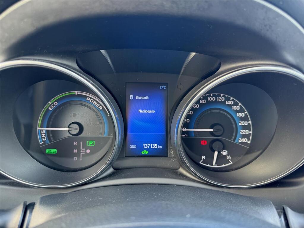 Toyota Auris 11