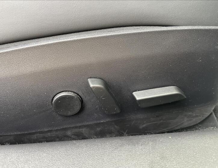 Tesla Model 3 30