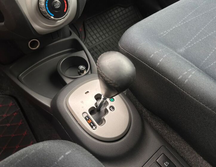 Toyota Yaris 19