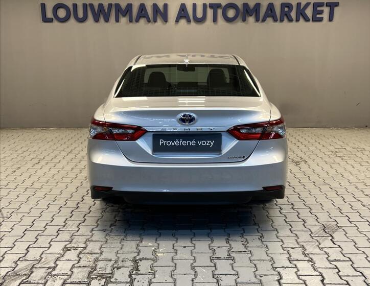 Toyota Camry 12