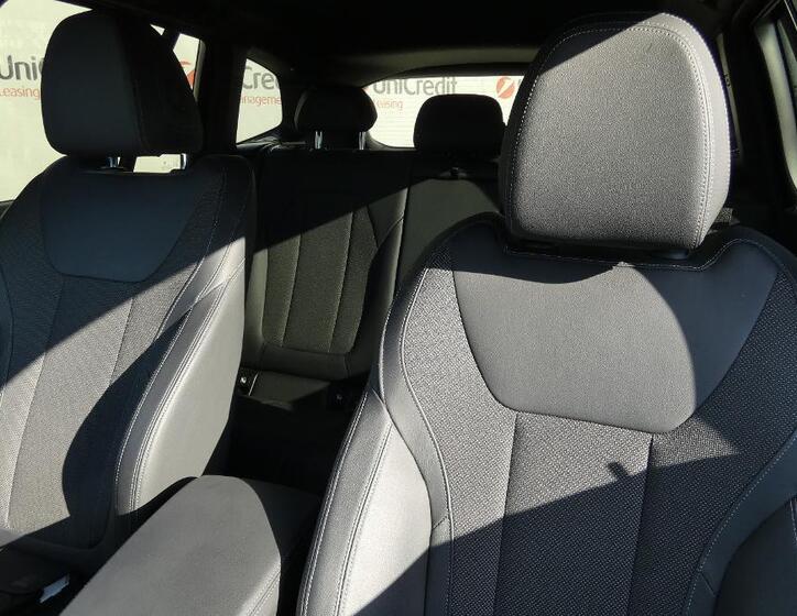 BMW X3 7