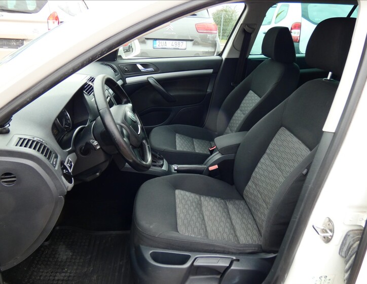 Škoda Octavia 8
