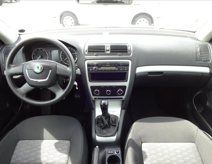Škoda Octavia 32