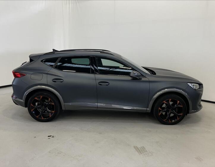 Cupra Formentor 3