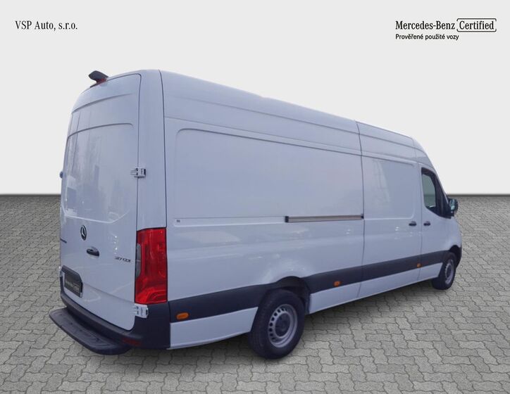 Mercedes-Benz Sprinter 5