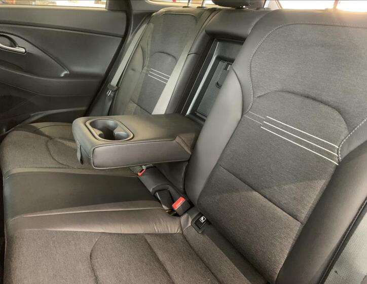Hyundai i30 14