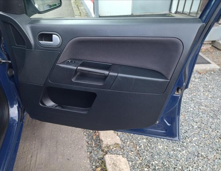 Ford Fusion 18