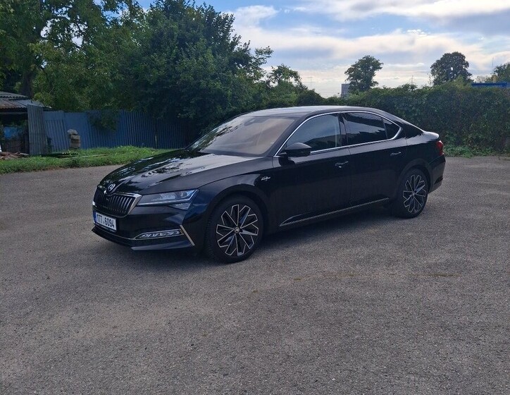 Škoda Superb 12