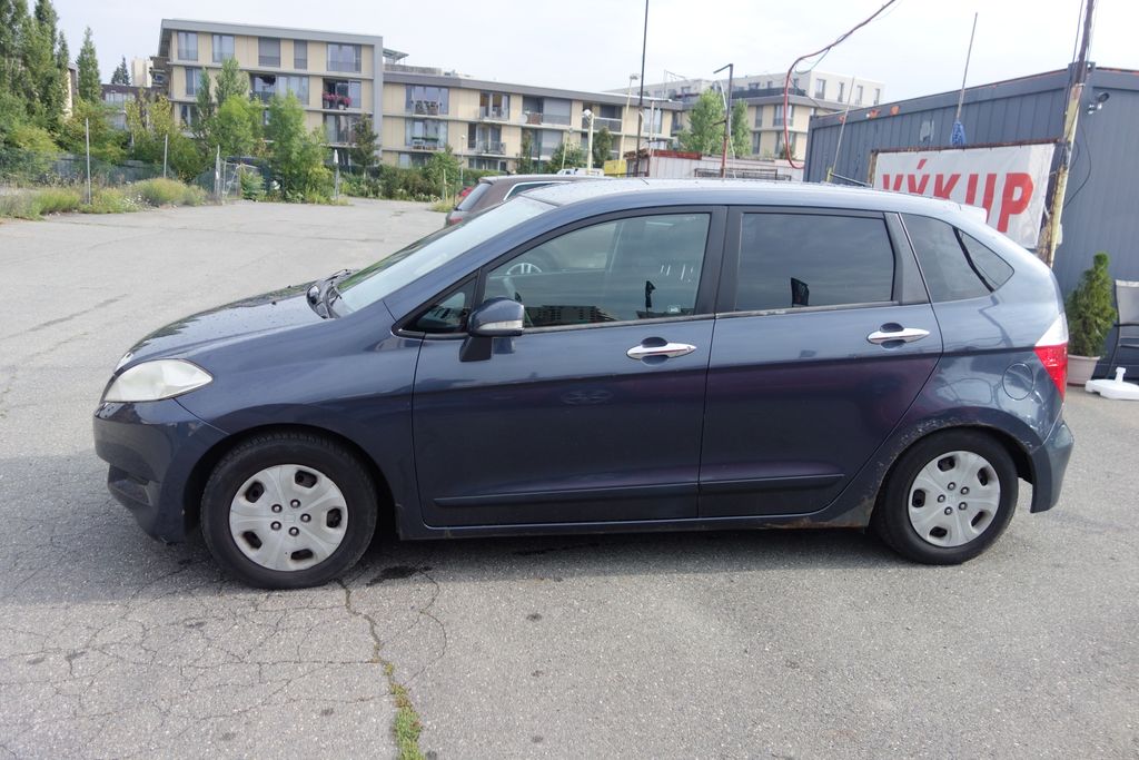 Honda FR-V