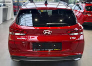 Hyundai i30 4