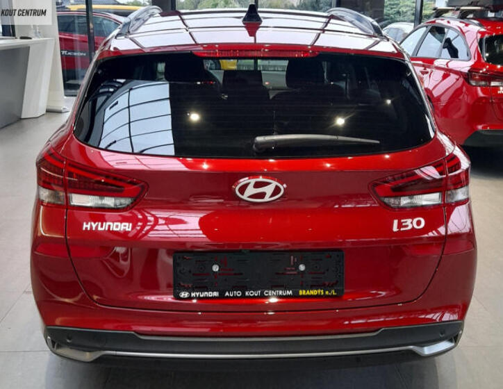Hyundai i30 4