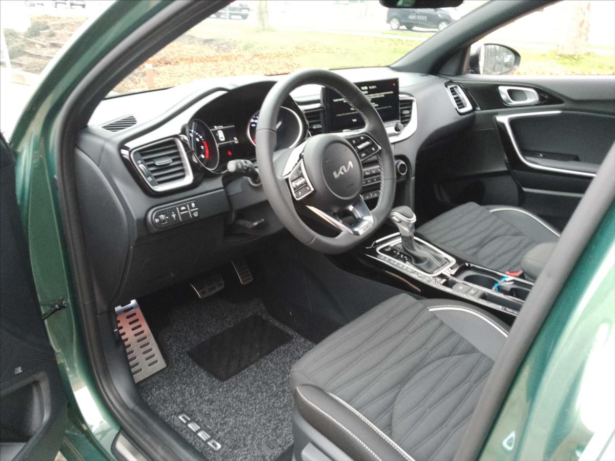 KIA ProCeed