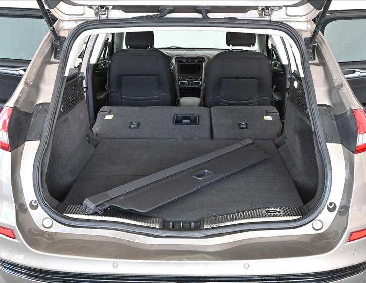 Ford Mondeo 7
