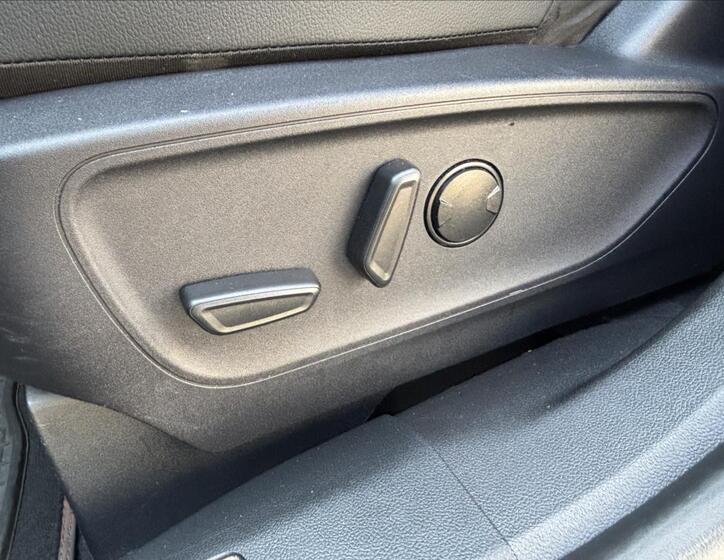 Ford Kuga 24