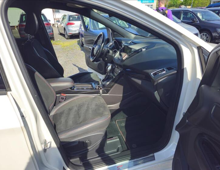 Ford Kuga 40