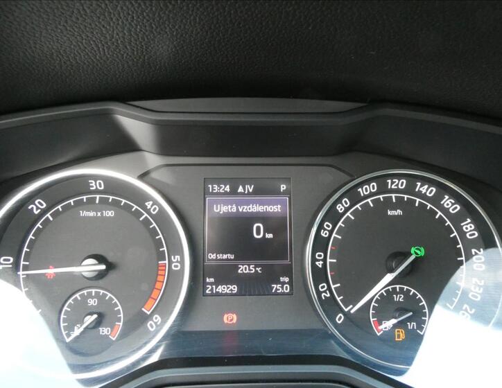 Škoda Superb 36