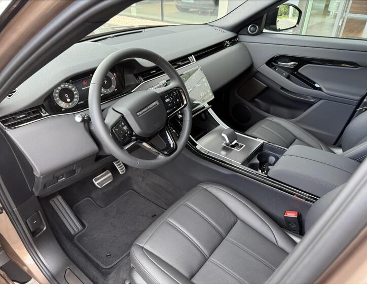 Land Rover Range Rover Evoque 11
