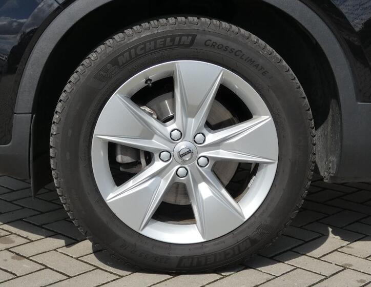 Volvo XC40 21