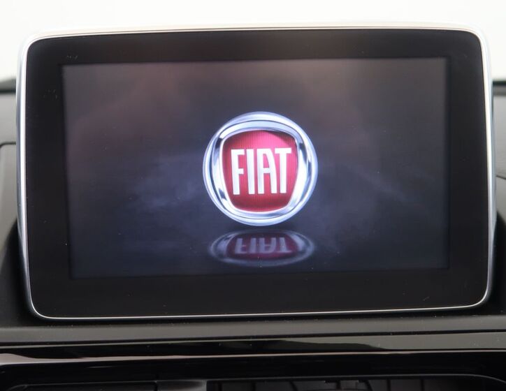 Fiat 124 Spider 22