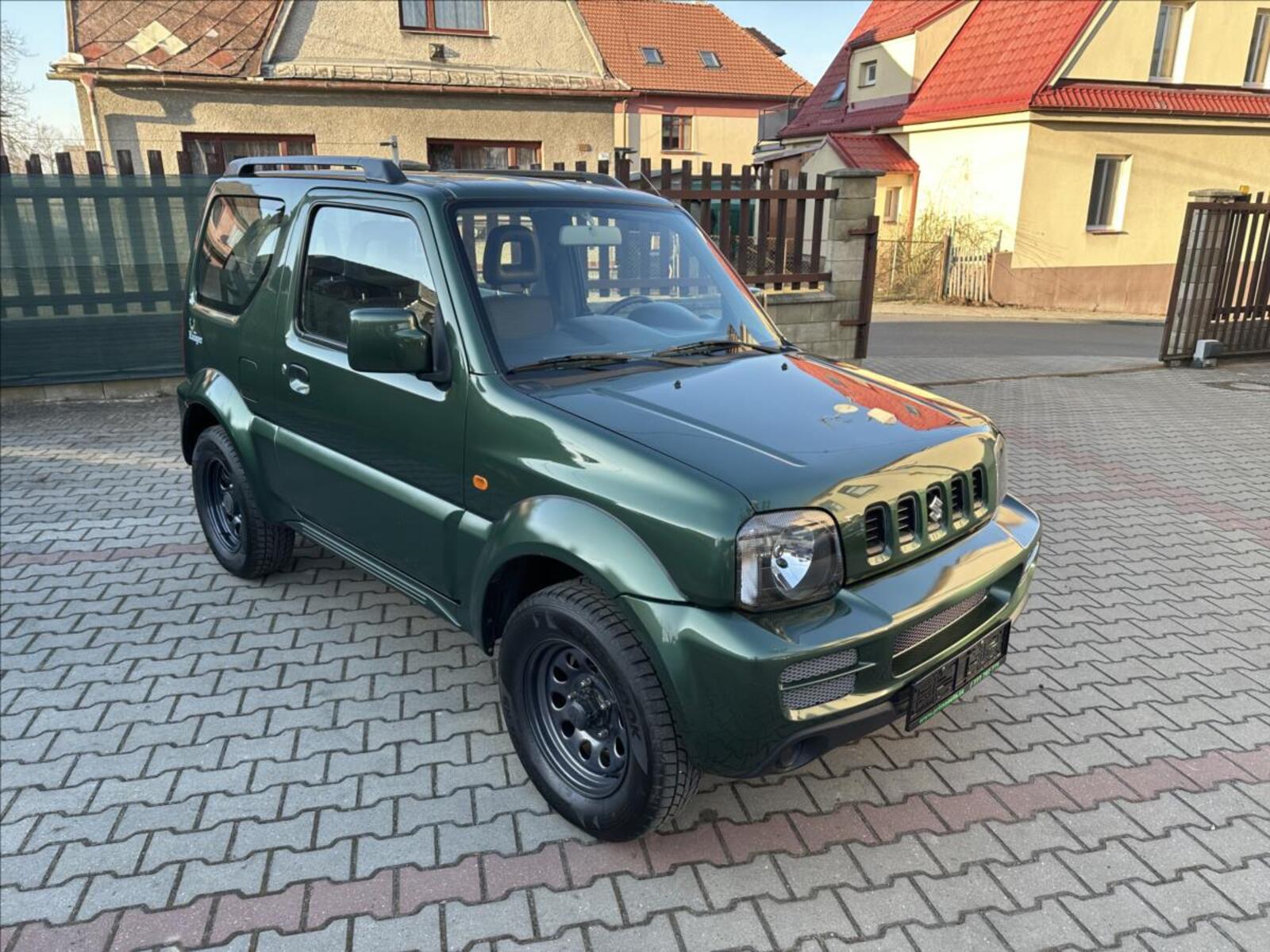Suzuki Jimny 1