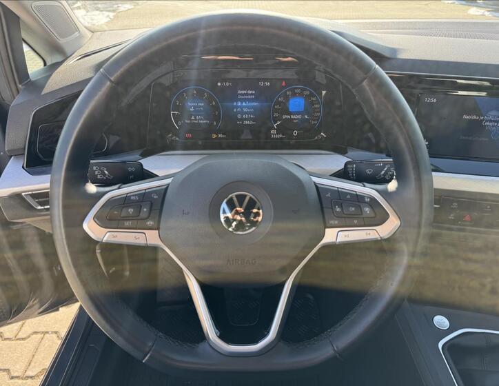 Volkswagen Golf 10