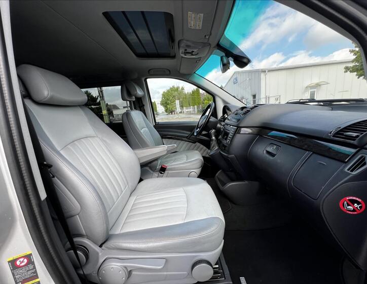 Mercedes-Benz Viano 24