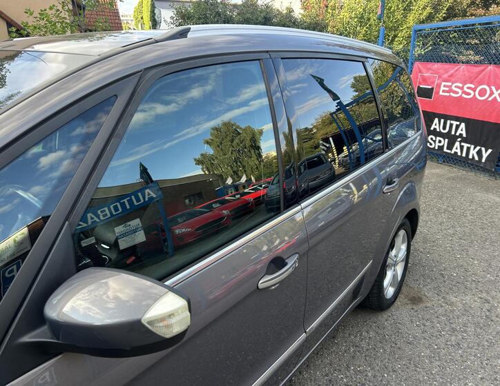 Ford Galaxy 23