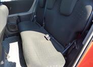 Toyota Yaris 21