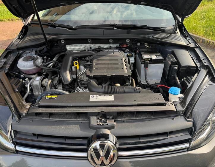 Volkswagen Golf 14