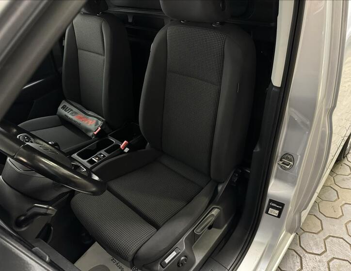 Volkswagen Caddy 30