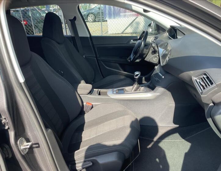 Peugeot 308 32