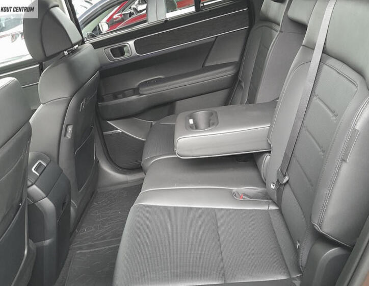 Hyundai Santa Fe 11