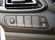 Hyundai i30 16