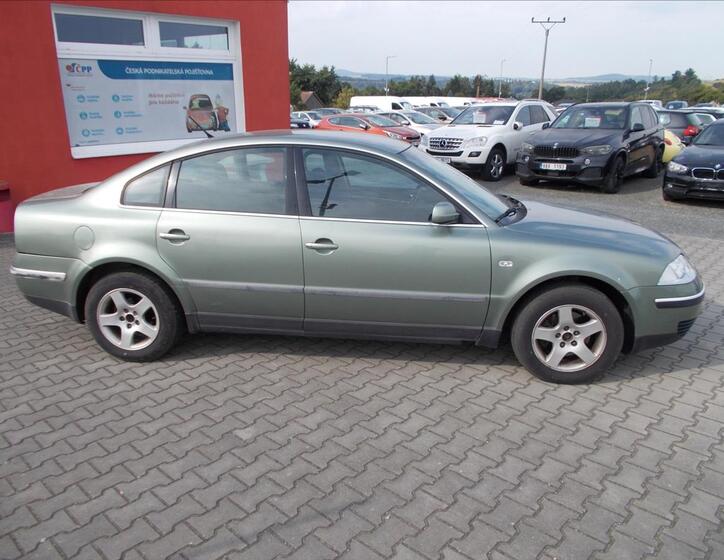 Volkswagen Passat 9