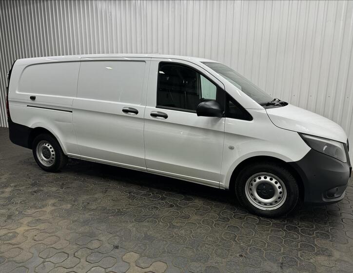 Mercedes-Benz Vito 11