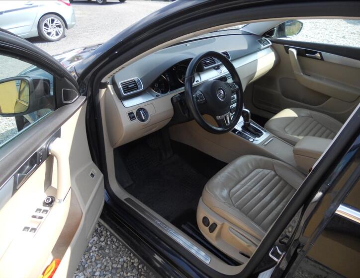 Volkswagen Passat 11