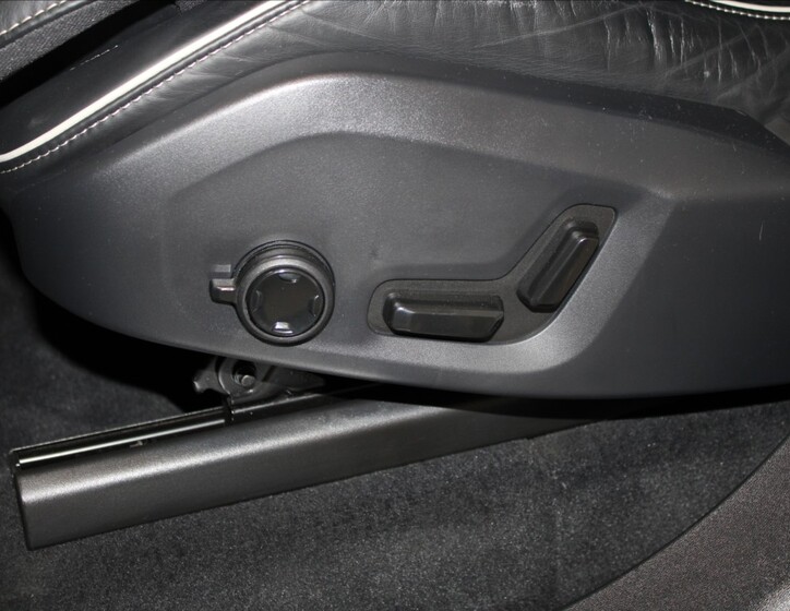 Volvo XC90 23