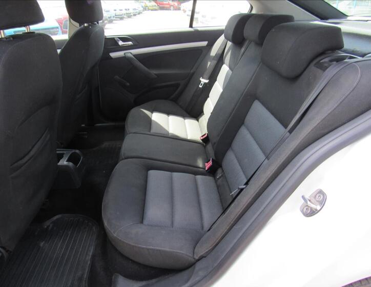 Škoda Octavia 9