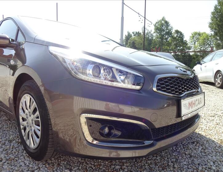 KIA Ceed 11