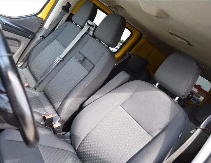 Ford Transit 14