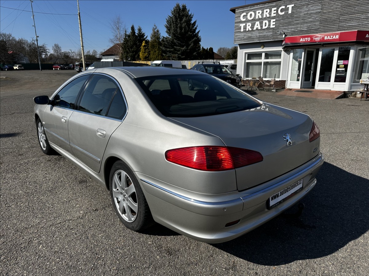 Peugeot 607