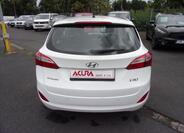 Hyundai i30 4