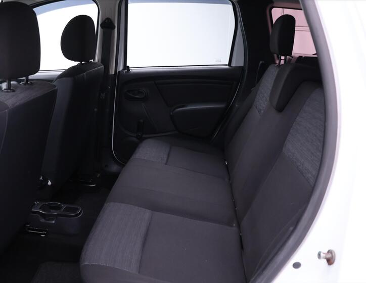 Dacia Duster 13
