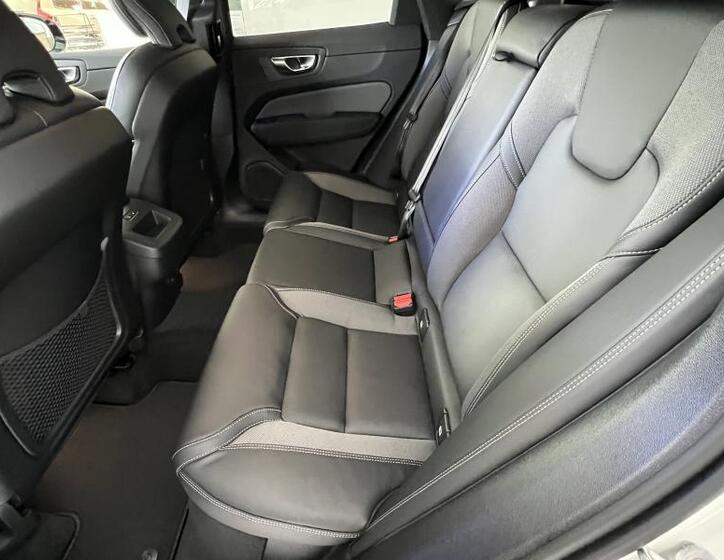 Volvo XC60 14